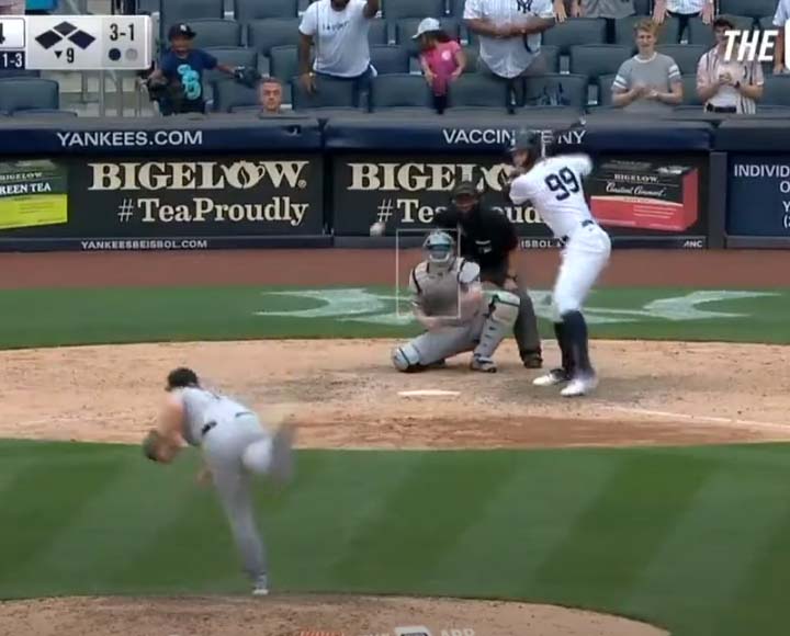 Aaron Judge got the most exciting walk of 2021 this weekend