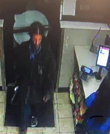 Suspect robbed Speedway gas station with large scabbard