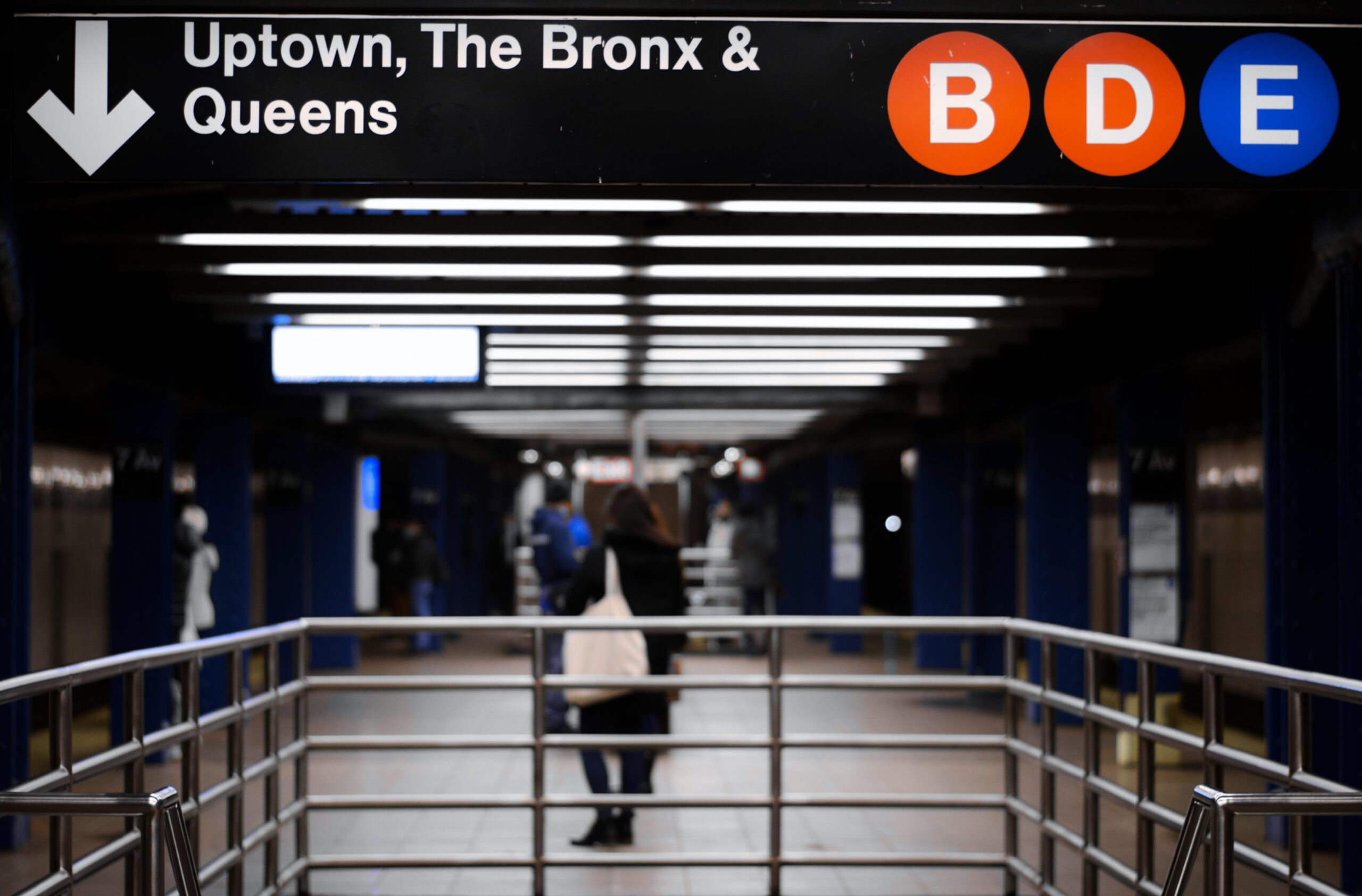 Police Say Suspects Targeted the Elderly in Queens Subway Stations