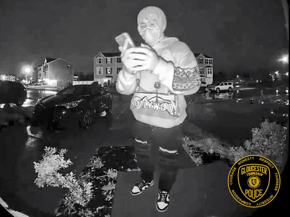 New Jersey Porch Pirates Twerked and Taunted Victim's Ring Doorbell Camera Before Fleeing