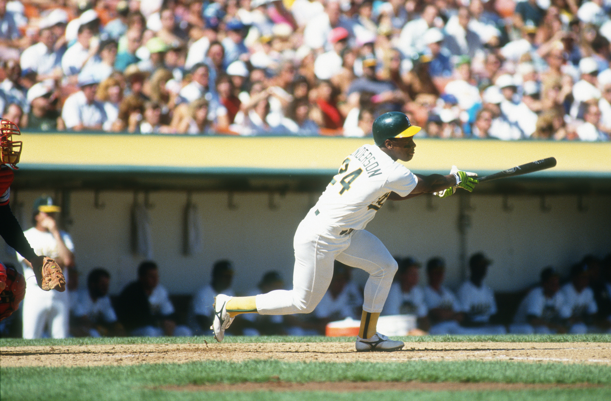 Rickey Henderson, baseball’s ‘Man of Steal,’ dies at 65