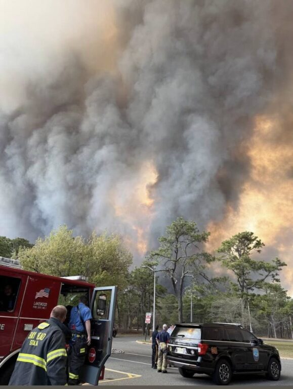 Garden State Parkway Closed Until Midnight Due to Forest Fire